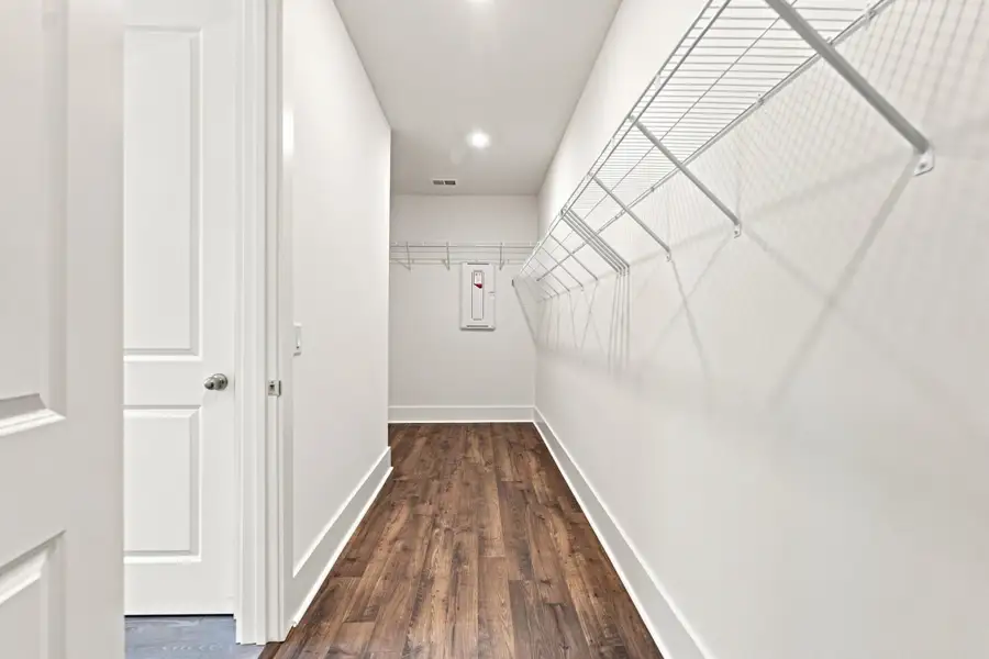 Spacious, unfurnished interior of a new home in , Ravenel (Image 31).