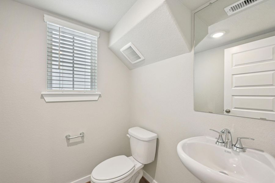 Photo is not of the actual home, but is an inspirational photo of builder’s model home and may depict options, furnishings, and/or decorator features that are not included Photo is not of the actual home, but is an inspirational photo of builder’s model home and may depict options, furnishings, and/or decorator features that are not included