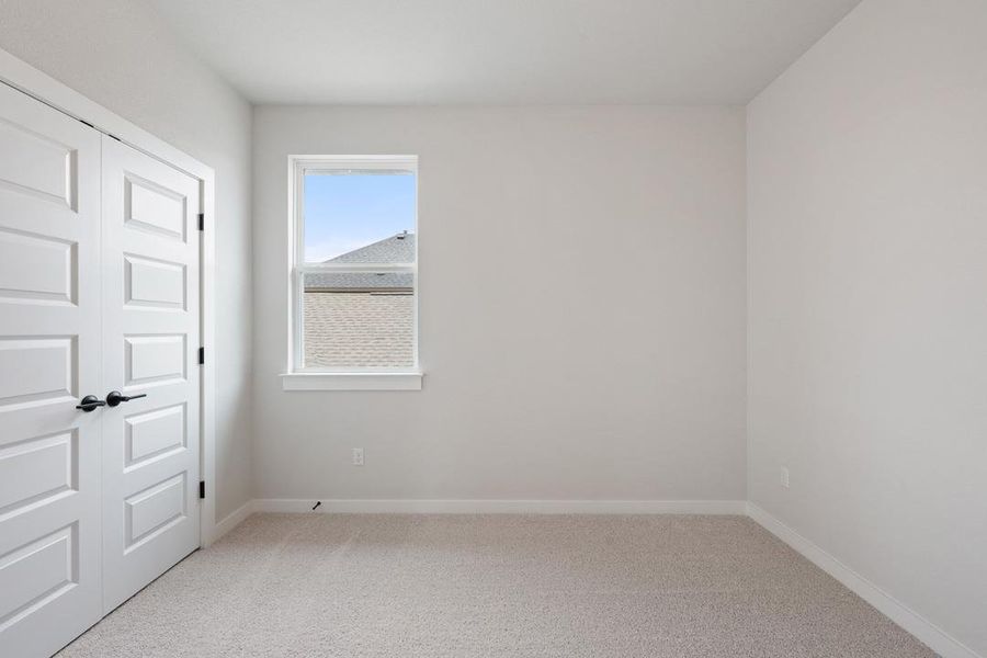 Spacious, unfurnished interior of a new home in Heritage, Dripping Springs (Image 32). Spacious, unfurnished interior of a new home in Heritage, Dripping Springs (Image 32).
