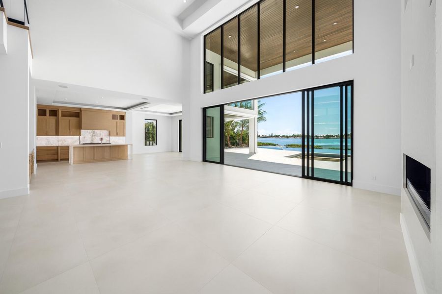 Spacious, unfurnished interior of a new home in , Jupiter (Image 40).