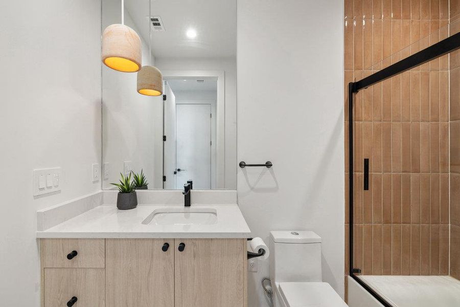 Furnished interior view inside a new home in , Austin (Image 9).