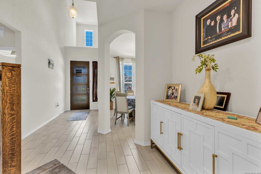 Furnished interior view inside a new home in Davis Ranch, San Antonio (Image 5).