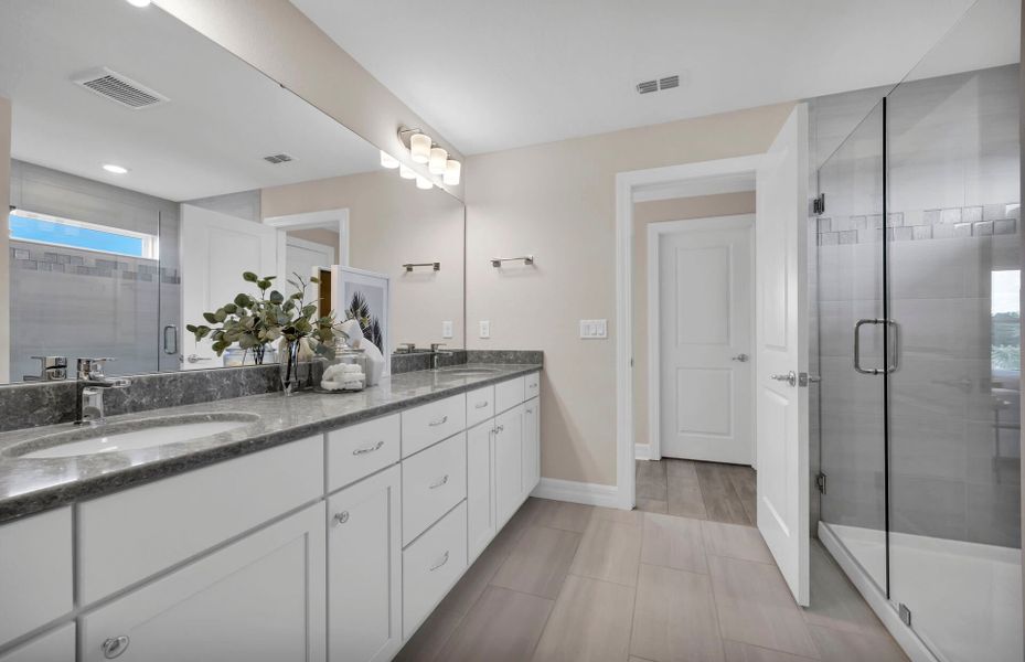 Representative furnished interior of a home built from the Yorkshire by Pulte Homes in Seminole Palms, Palm Coast (Image 29).