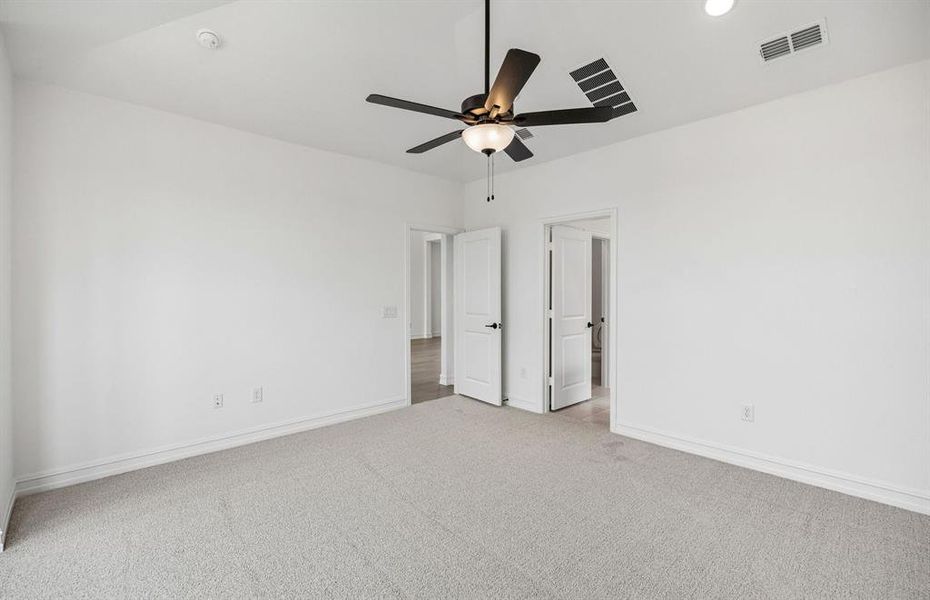 Spacious owners suite Spacious owners suite