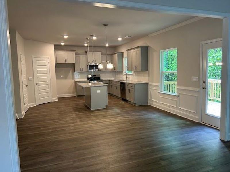 Spacious, unfurnished interior of a new home in Habersham Meadows, Demorest (Image 16).