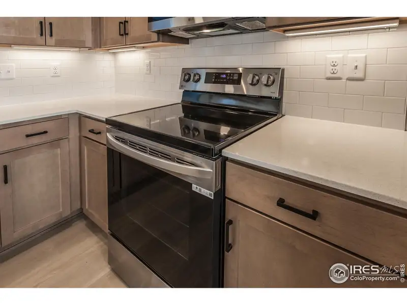 EXAMPLE PHOTO: KITCHEN EXAMPLE PHOTO: KITCHEN