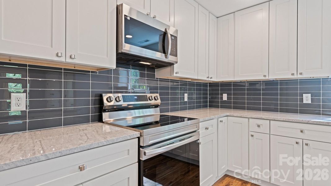 Furnished interior view inside a new home in , Maggie Valley (Image 5).