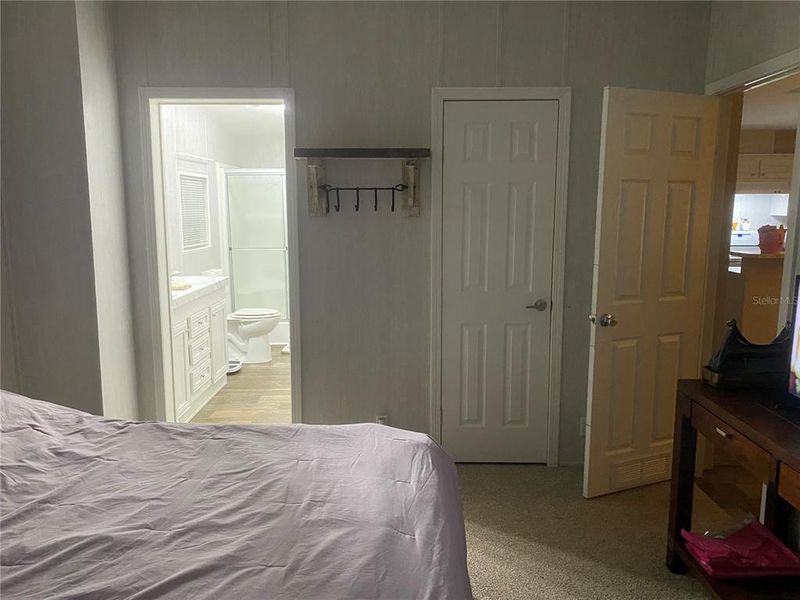 Image 28 of a home in .