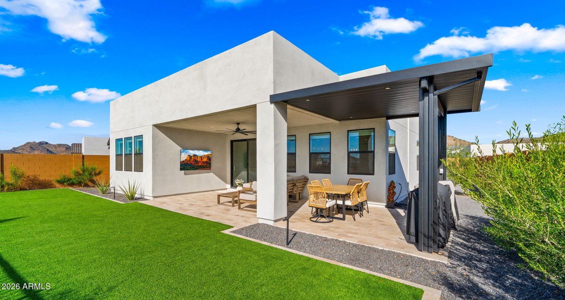 48-web-or-mls-Backyard7