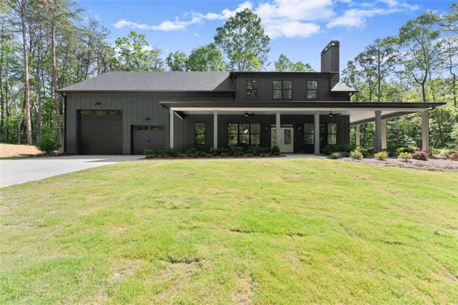 Exterior details and patio area of a home in , Clarkesville (Image 28).