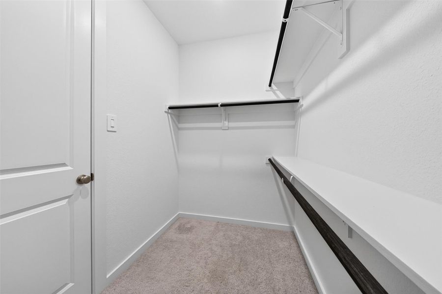 Spacious, unfurnished interior of a new home in Cross Creek Ranch: 40ft. lots, Fulshear (Image 46). Spacious, unfurnished interior of a new home in Cross Creek Ranch: 40ft. lots, Fulshear (Image 46).