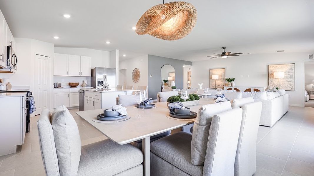 Florida Core P002 Bravo Dining 1of3 F1 Base5 10 24 25 Florida Core P002 Bravo Dining 1of3 F1 Base5 10 24 25