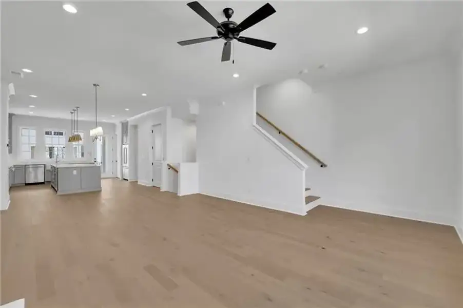 Spacious, unfurnished interior of a new home in , Alpharetta (Image 20).