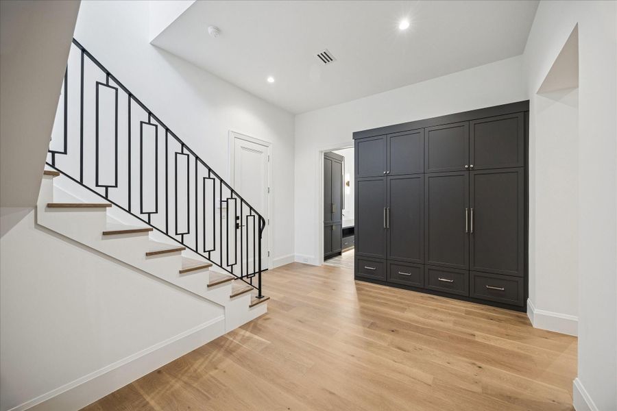 Spacious, unfurnished interior of a new home in , Houston (Image 44). Spacious, unfurnished interior of a new home in , Houston (Image 44).
