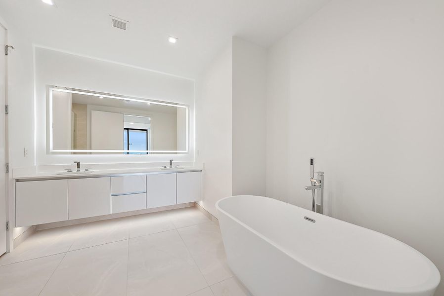 Primary Balcony Primary Balcony