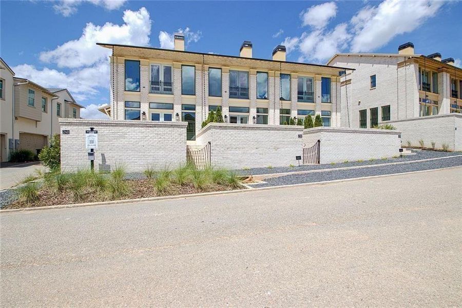 Image 57 of a home in . Image 57 of a home in .