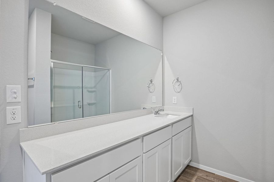 Furnished interior view inside a new home in Edgebrooke, Pflugerville (Image 10).
