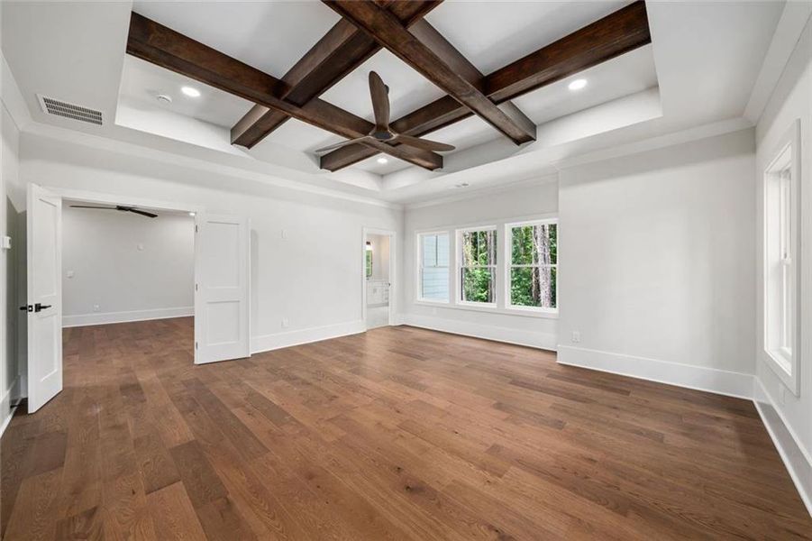 Spacious, unfurnished interior of a new home in , Atlanta (Image 131).