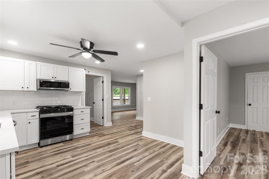 Spacious, unfurnished interior of a new home in , Fort Lawn (Image 29).