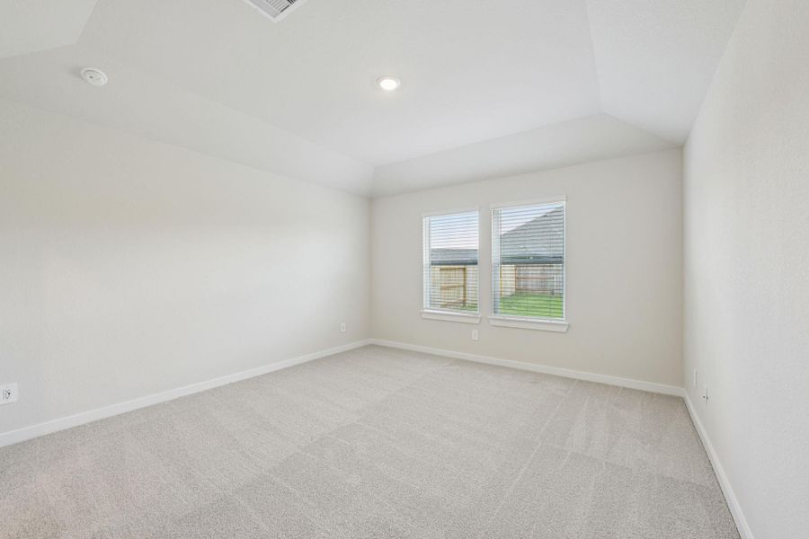 Spacious, unfurnished interior of a new home in Landing Meadows - Traditional Series, New Caney (Image 14). Spacious, unfurnished interior of a new home in Landing Meadows - Traditional Series, New Caney (Image 14).