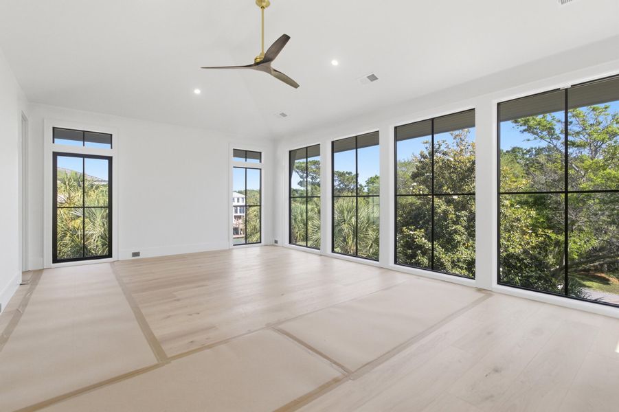 Spacious, unfurnished interior of a new home in , Isle Of Palms (Image 37). Spacious, unfurnished interior of a new home in , Isle Of Palms (Image 37).
