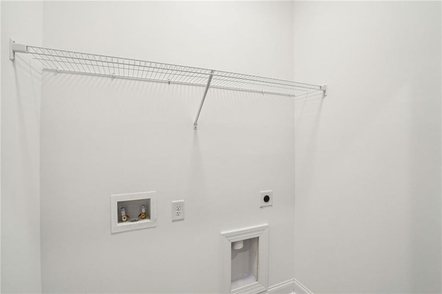 Spacious, unfurnished interior of a new home in , Peachtree Corners (Image 30).