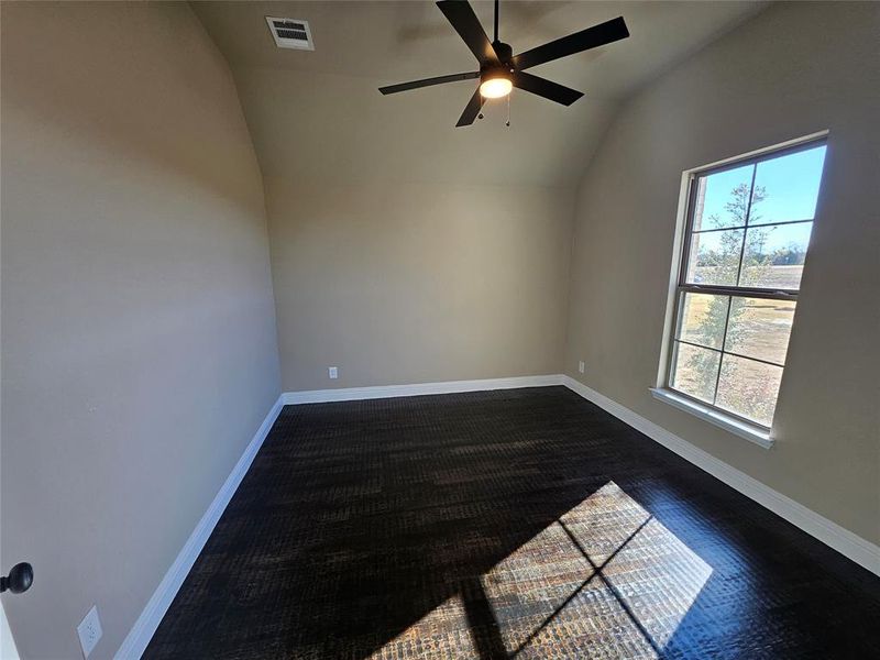 Spacious, unfurnished interior of a new home in Trails of Trenton, Trenton (Image 17).