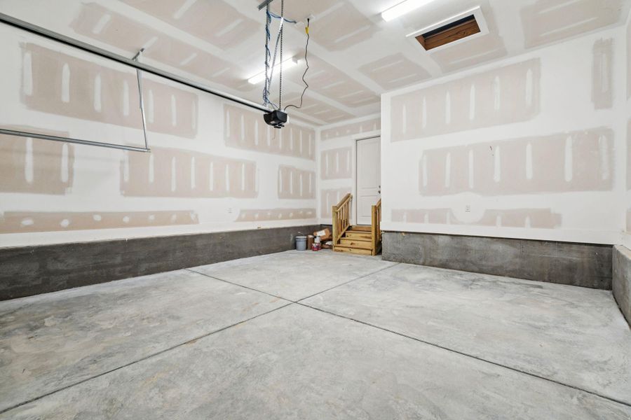 Spacious, unfurnished interior of a new home in Nexton, Summerville (Image 27).