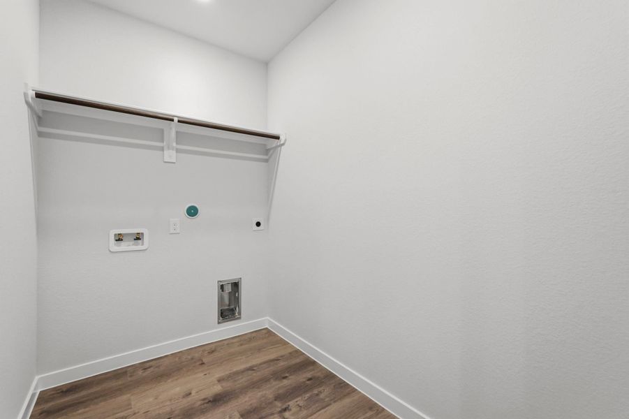 Spacious, unfurnished interior of a new home in Reveille Estates, Bryan (Image 15).