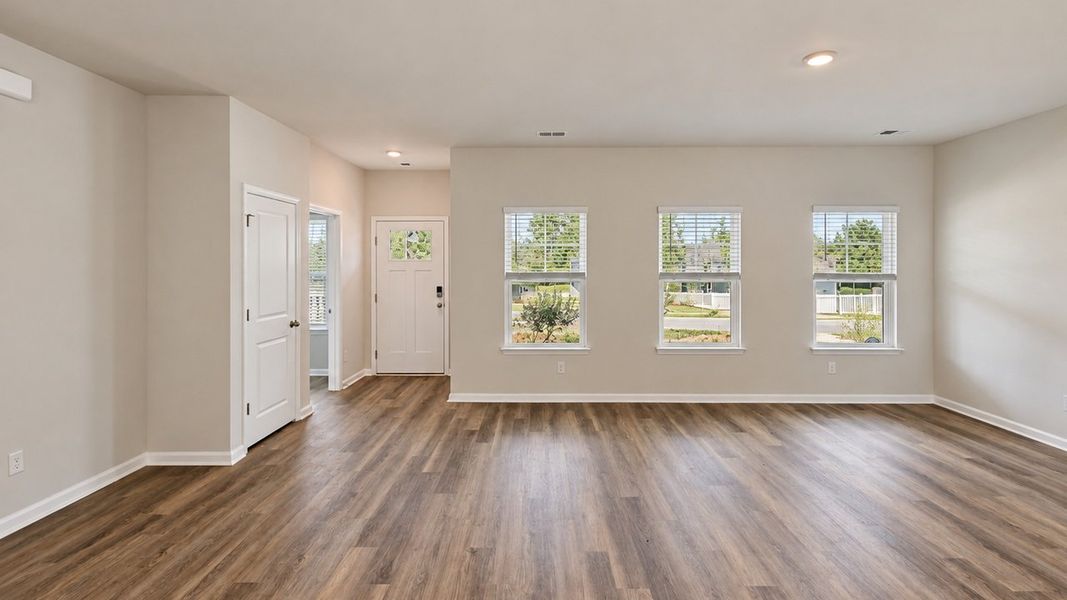 Spacious, unfurnished interior of a new home in The Cove at Mallard Crossing, Summerville (Image 11). Spacious, unfurnished interior of a new home in The Cove at Mallard Crossing, Summerville (Image 11).