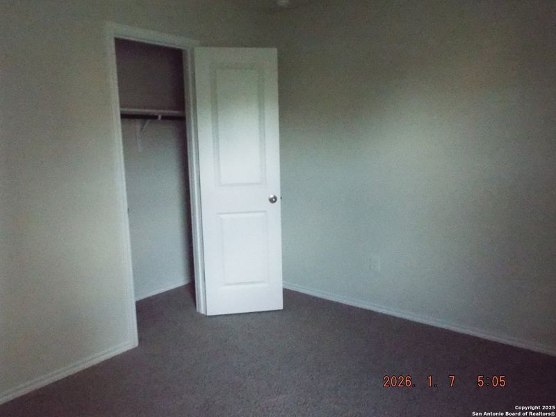 Spacious, unfurnished interior of a new home in Salado Creek, San Antonio (Image 15). Spacious, unfurnished interior of a new home in Salado Creek, San Antonio (Image 15).