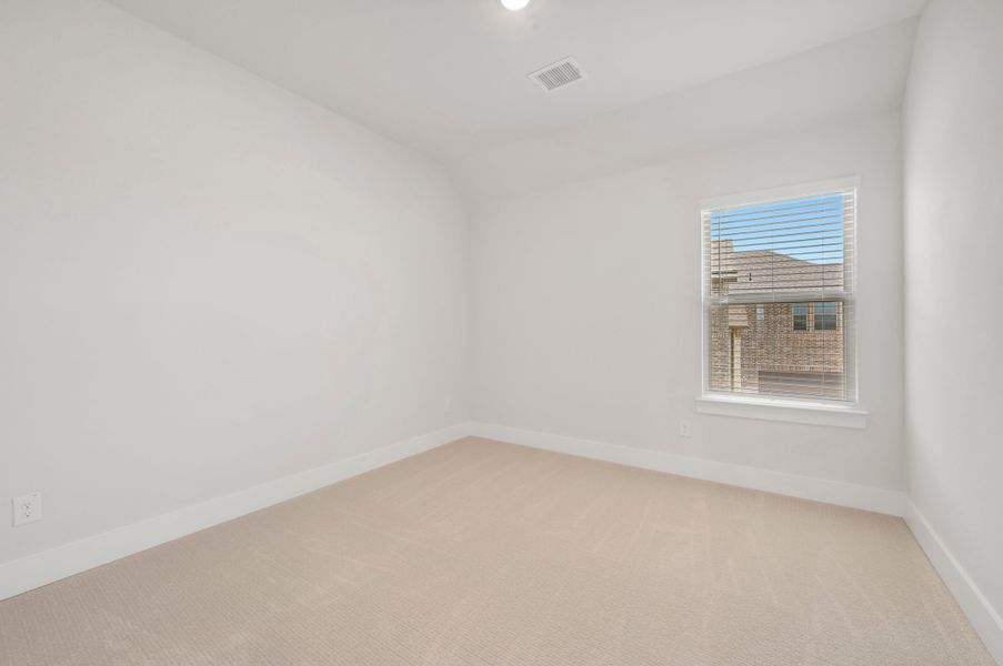 Spacious, unfurnished interior of a new home in View at the Reserve, Mansfield (Image 24).
