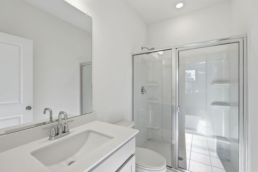 Furnished interior view inside a new home in Auburn Glen, Dacula (Image 13).