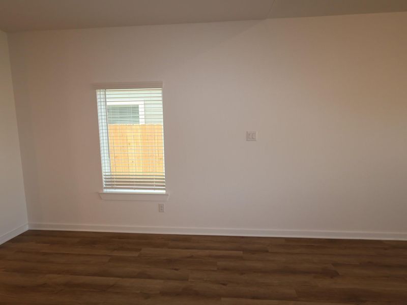 Spacious, unfurnished interior of a new home in Summerview, Fulshear (Image 14). Spacious, unfurnished interior of a new home in Summerview, Fulshear (Image 14).