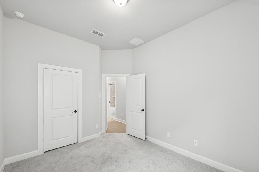 Spacious, unfurnished interior of a new home in Meridiana 55' Homesites, Manvel (Image 16).