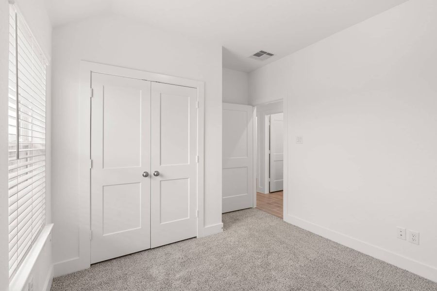 Spacious, unfurnished interior of a new home in Meridiana, Manvel (Image 14). Spacious, unfurnished interior of a new home in Meridiana, Manvel (Image 14).