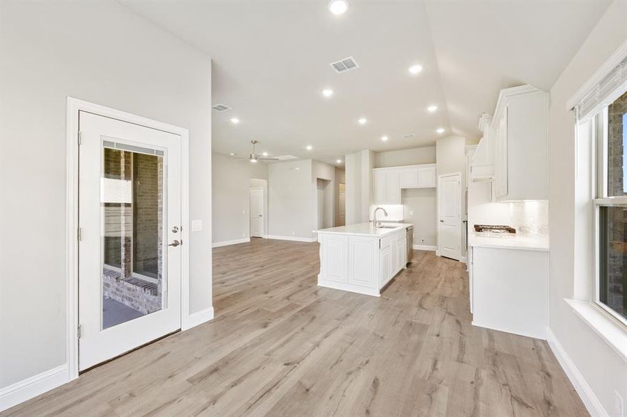 Spacious, unfurnished interior of a new home in Union Park Classic 60, Little Elm (Image 33).