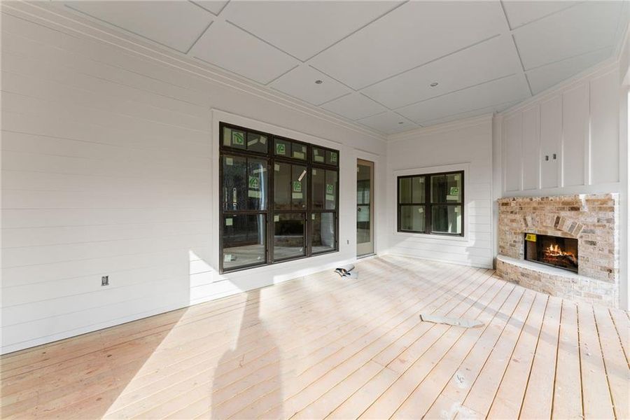 Exterior details and patio area of a home in , Commerce (Image 3).