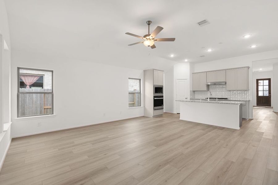 2,084sf New Home in Manvel, TX.  - Slide 9