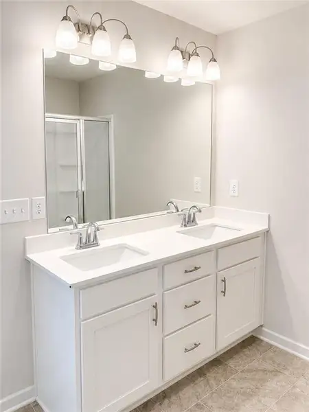 Furnished interior view inside a new home in Sandtown Falls, South Fulton (Image 3).