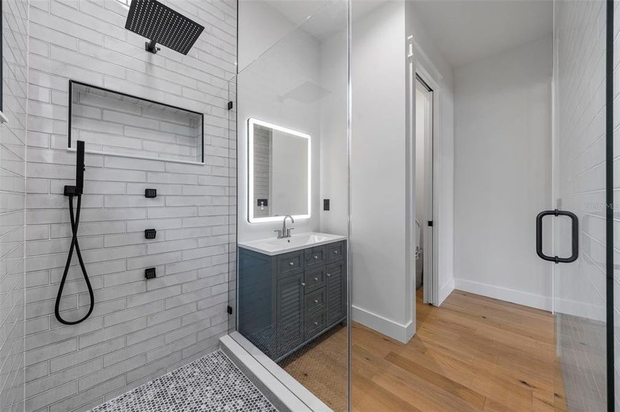 Furnished interior view inside a new home in , Tampa (Image 41).