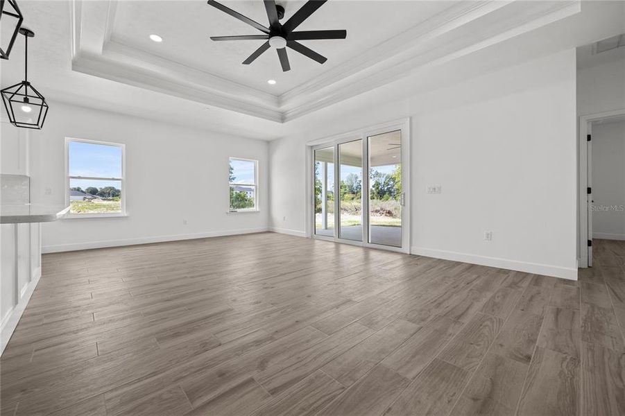 Spacious, unfurnished interior of a new home in , Gainesville (Image 18).