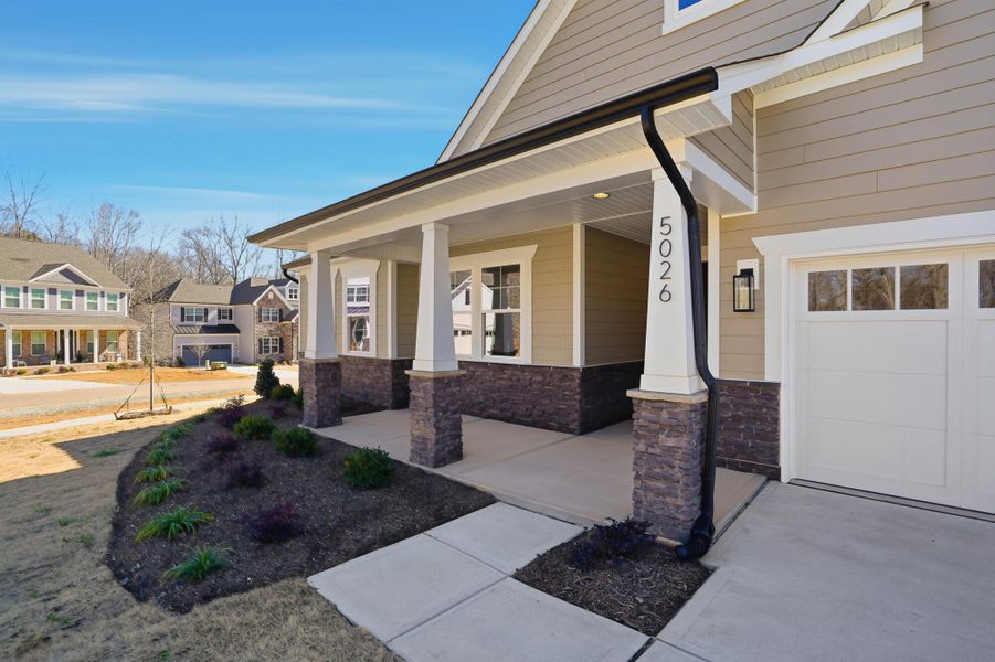 Exterior details and patio area of a home in Rone Creek, Waxhaw (Image 3).