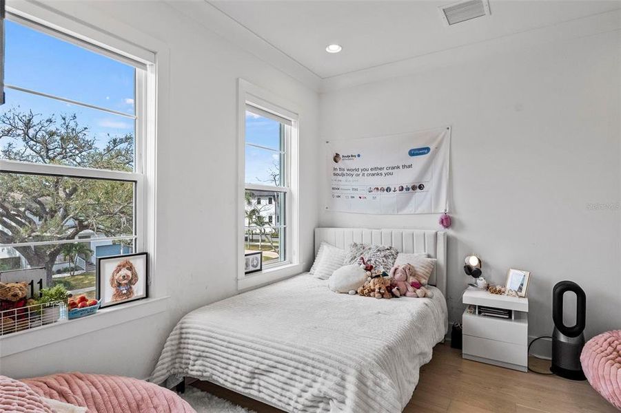 Furnished interior view inside a new home in , Tampa (Image 53).