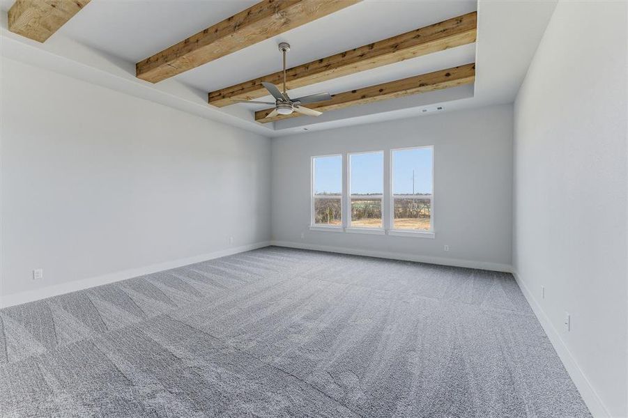 Spacious, unfurnished interior of a new home in Eagle Ridge Estates, Weatherford (Image 27).