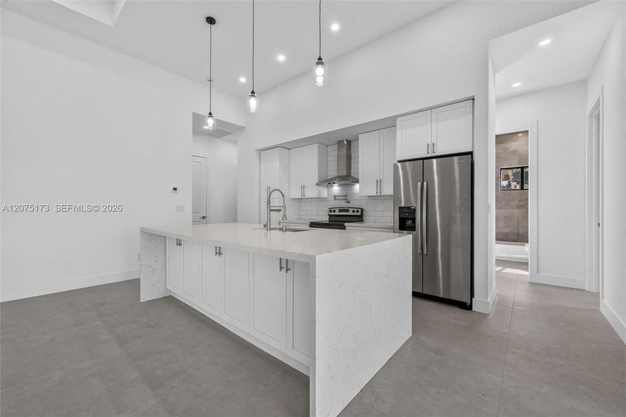 Furnished interior view inside a new home in , Cape Coral (Image 8).
