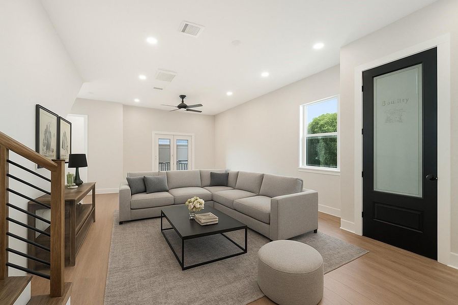 Virtually staged - Living room Virtually staged - Living room