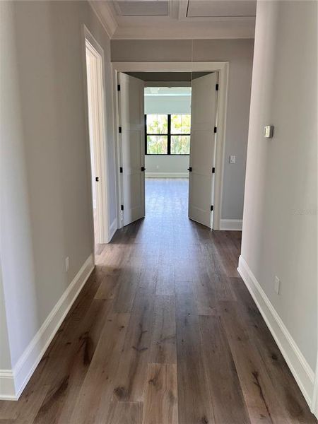 Spacious, unfurnished interior of a new home in , Tampa (Image 19).