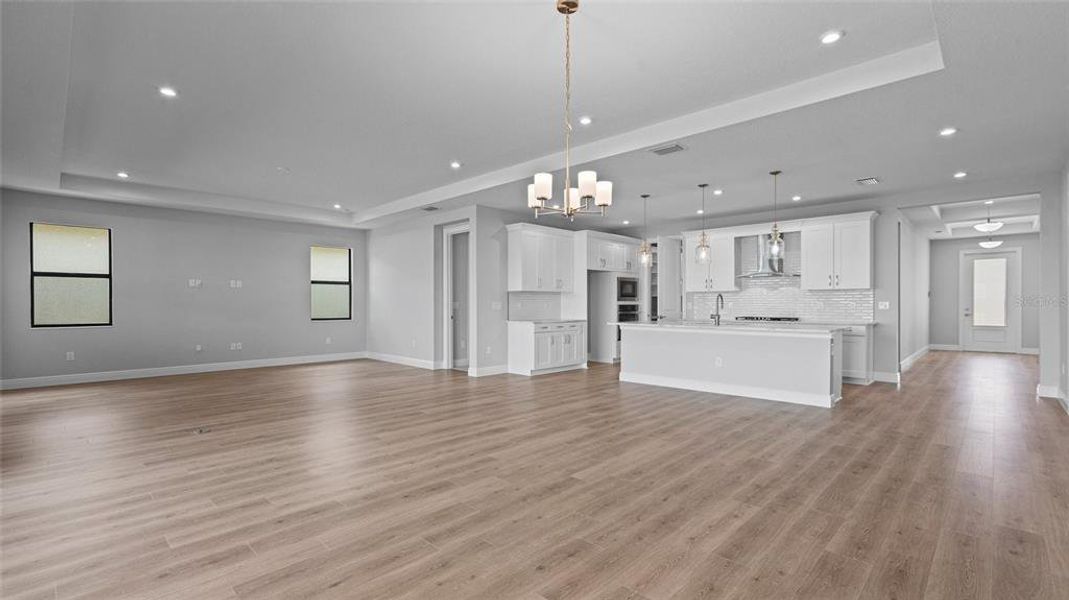 Spacious, unfurnished interior of a new home in Woodland Preserve, Parrish (Image 14).