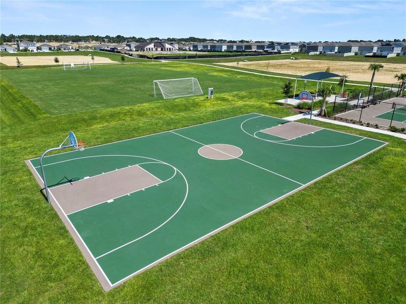Community amenities in Hunt Club Groves, Lake Wales (Image 55).